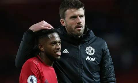 Carrick đã cứu sự nghiệp của Fred tại Man Utd như thế nào?