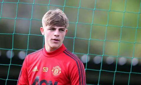 Wan-Bissaka đăng đàn, tiết lộ sự thật về Brandon Williams