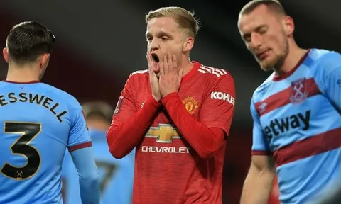 Chỉ 1 câu, Jenas diễn tả hết màn trình diễn của Van de Beek