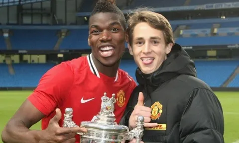 "Paul Pogba sẽ ở lại Man United"