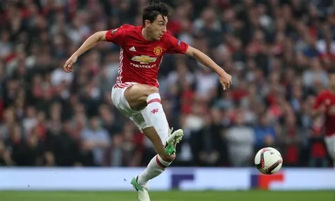 SỐC! Man Utd chia tay cái tên thứ 6, giá rẻ mạt như cho