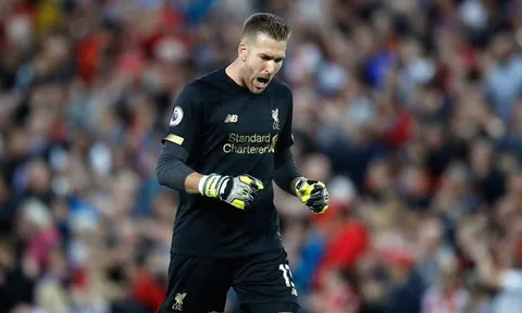 CĐV West Ham nói cùng 1 điều về trận ra mắt của Adrian cho Liverpool