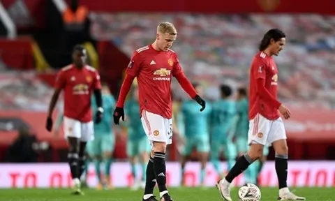 Van de Beek đá chính, CĐV Man United lập tức đưa ra 1 nhận định
