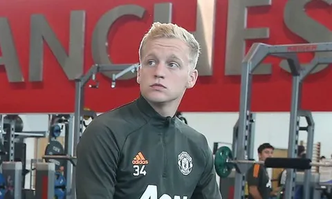 Solskjaer đã có sẵn kế hoạch cho Donny van de Beek