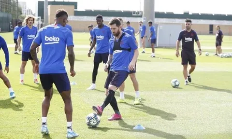 "Anh đại" đem tin vui cho Barca, Dortmund nên lo đi là vừa