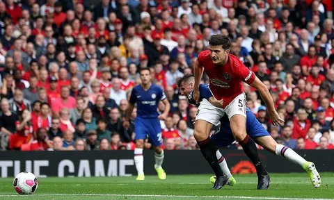 Vì sao Man Utd quá đúng khi mua Maguire? Huyền thoại Liverpool có đáp án