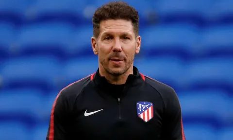 SỐC! Thuyền trưởng Atletico công khai chê bai Real Madrid và Man City
