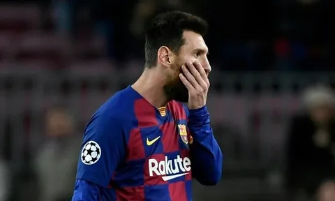 Thua thảm trước Real, Barca trở về nhà với bầu không khí 'tang tóc'