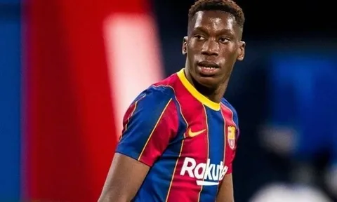 "Pogba mới" thừa nhận biết ơn khi được Messi chuyền bóng