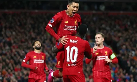 '1 đường chọc khe hoàn hảo từ Firmino'