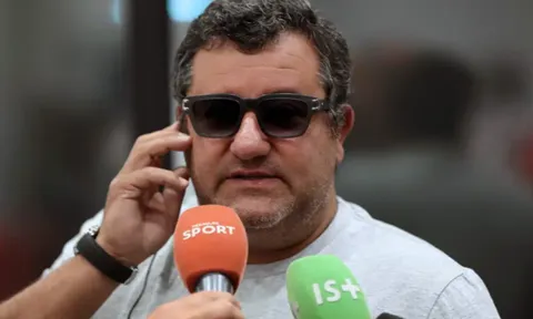 Mục tiêu của Liverpool, Man City từ chối gia hạn, về đội của Mino Raiola