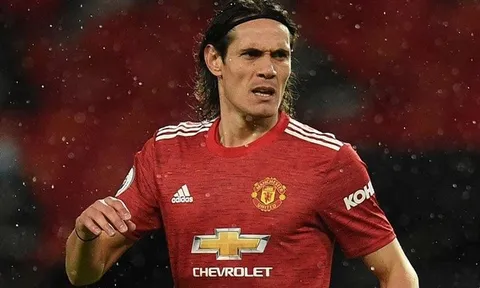 'Tôi không hiểu sao Solskjaer chiêu mộ Cavani khi đã có sẵn tiền đạo giỏi'