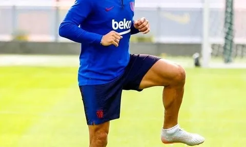 Bình luận viên bất ngờ với điểm đến tiềm năng của 'thần tài' Bayern