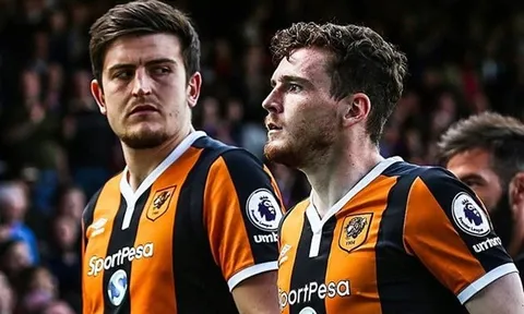 10 cặp sao khủng từng khoác chung một màu áo: Bất ngờ Maguire - Robertson