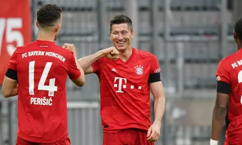 10 thống kê cho thấy khả năng săn bàn 'bá đạo' của Lewandowski