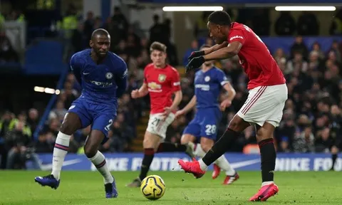 10 thống kê trận Chelsea 0-2 M.U: Siêu tân binh; Ác mộng của The Blues