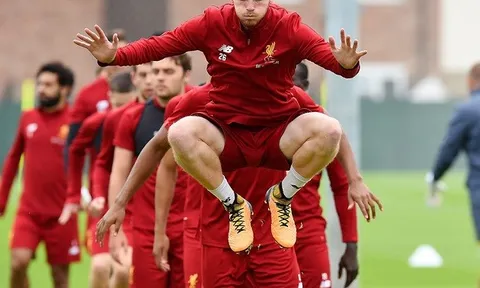 Người cũ Liverpool phân tích “hậu vệ trái hay nhất thế giới”