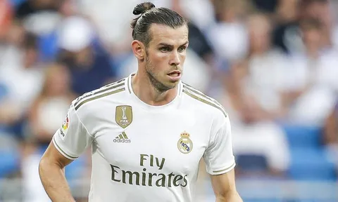 Bale dính thẻ đỏ điên rồ, Zidane nói gì?