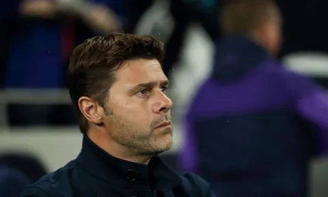Đây, điều Pochettino làm với chủ tịch Tottenham cuối trận thua tan nát!