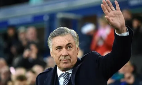 Chiến Man Utd, Ancelotti nói lời thật lòng về Sir Alex và Solskjaer