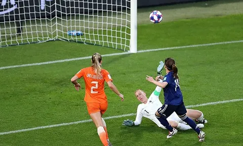 Quên trận hòa đi, "tam hùng" sẽ giúp Man Utd khiến nước Anh run sợ
