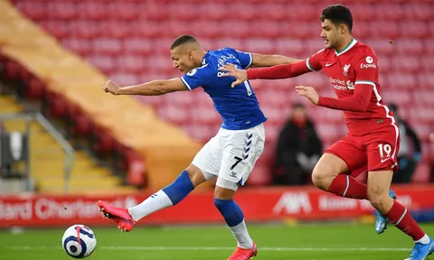 10 thống kê Liverpool 0-2 Everton: Lần đầu của Klopp, thảm họa Anfield!
