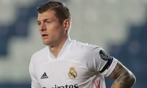 Toni Kroos sắp đi vào lịch sử Real Madrid