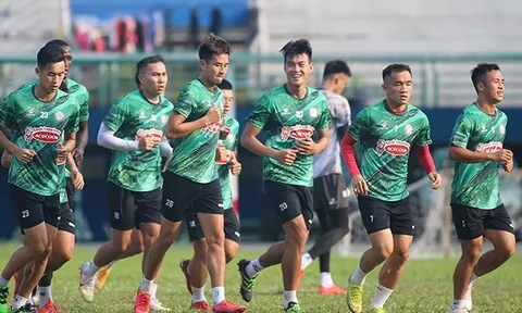 14 CLB V-League hăng say tập luyện, chờ ngày giải đấu trở lại