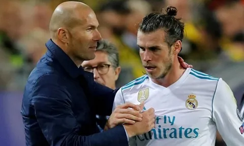 Perez gắt gỏng, yêu cầu Zidane từ bỏ huyễn mộng về sao Man Utd và quay lại với 'công thần'