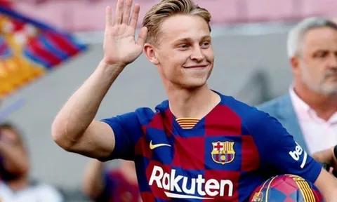 Nhìn De Jong làm khổ tuyển Đức, NHM Barca biết trách ai bây giờ đây?