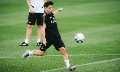 Mất Kubo, đại diện La Liga chuyển mục tiêu sang "nạn nhân của Zidane"