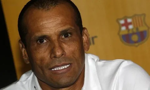 Rivaldo suýt làm 'chuyện động trời' sau khi từ chối gia hạn hợp đồng với Barca