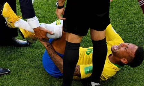Gặp vấn đề lớn sau chấn thương, bom tấn 222 triệu euro bỏ ngỏ khả năng rời PSG?