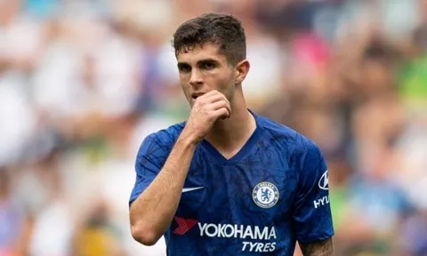 Fan Chelsea: "Kinh tởm. Không đời nào Mason Mount lại tốt hơn cậu ấy"