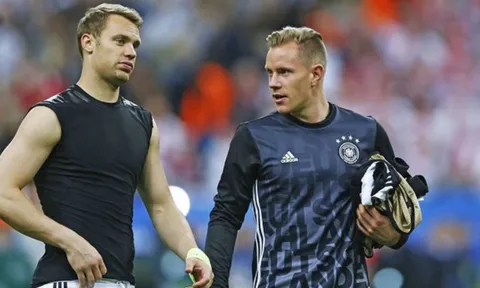 Chủ tịch Bayern "châm ngòi" cho cuộc đại chiến Ter Stegen - Neuer