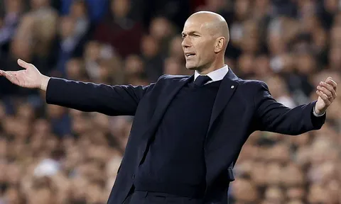 Siêu kinh điển kết thúc, Barca dâng ngôi vương cho Real đi là vừa