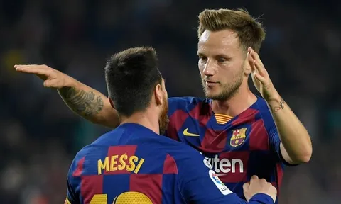 Rakitic: "Tôi không còn gì để nói về vấn đề tương lai tại Barca"