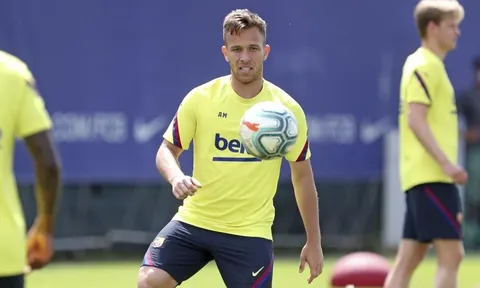 Juve ra mức đãi ngộ cực khủng, đây là phản ứng của Arthur
