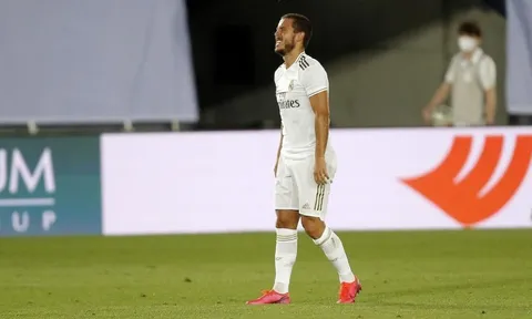 Vì một lý do, Zidane gạch tên Hazard khỏi danh sách thi đấu