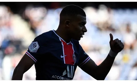 Mbappe phát biểu một câu, Real vỡ mộng đón bom tấn mùa hè
