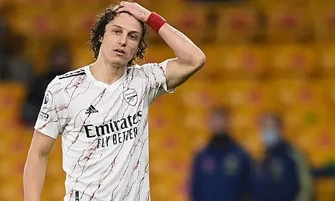 Luiz nhận thẻ đỏ, Solsa thừa nhận một sự thật quá bất ngờ