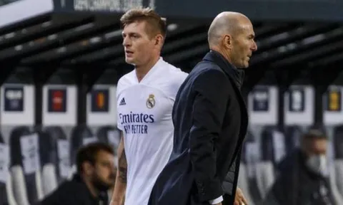 Toni Kroos dự đoán "kiếp nạn" sắp tới của Zidane