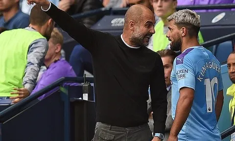 Nóng giận, Pep trút cơn thịnh nộ với Aguero ngay bên ngoài đường biên