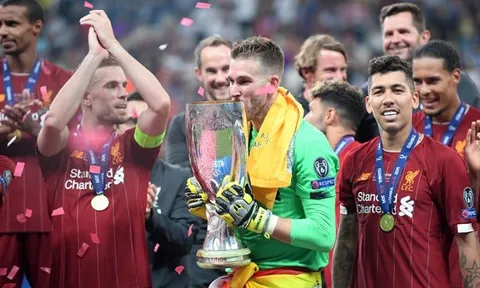 Đây, câu chuyện đằng sau thương vụ đưa tân binh 32 tuổi đến Anfield