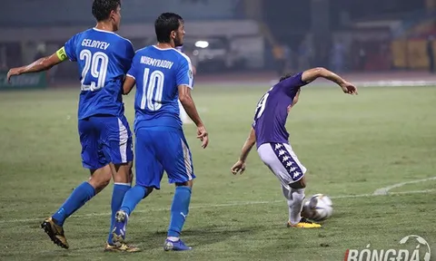 Quang Hải vẽ cầu vồng, Văn Quyết ghi bàn trên chấm penalty, Hà Nội thắng kịch tính
