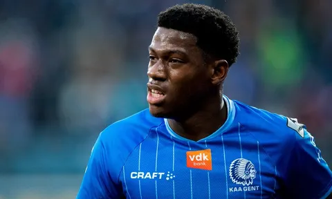 Arsenal, Leicester và Everton đồng thời nhắm ngôi sao ghi 17 bàn/30 trận