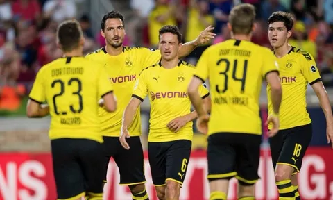 Rượt đuổi kịch tính, Dortmund hạ gục nhà ĐKVĐ châu Âu trong cơn mưa bàn thắng