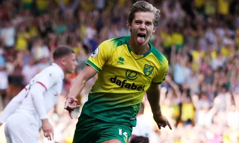 Vượt Man Utd, Liverpool dẫn đầu cuộc đua giành "cái tên hay bậc nhất Norwich"