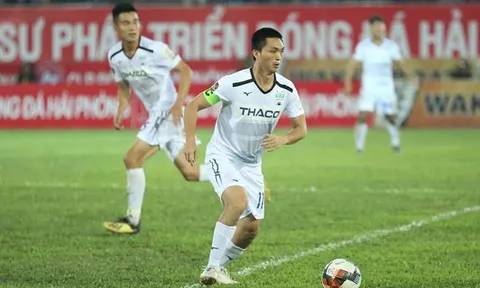 Tuấn Anh ghi bàn sau 4 năm, HAGL chật vật có 3 điểm trước SLNA