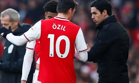 Nói lên cảm nhận về triều đại Arteta, Ozil bị chỉ trích: "Tôi không muốn nghe những điều này"